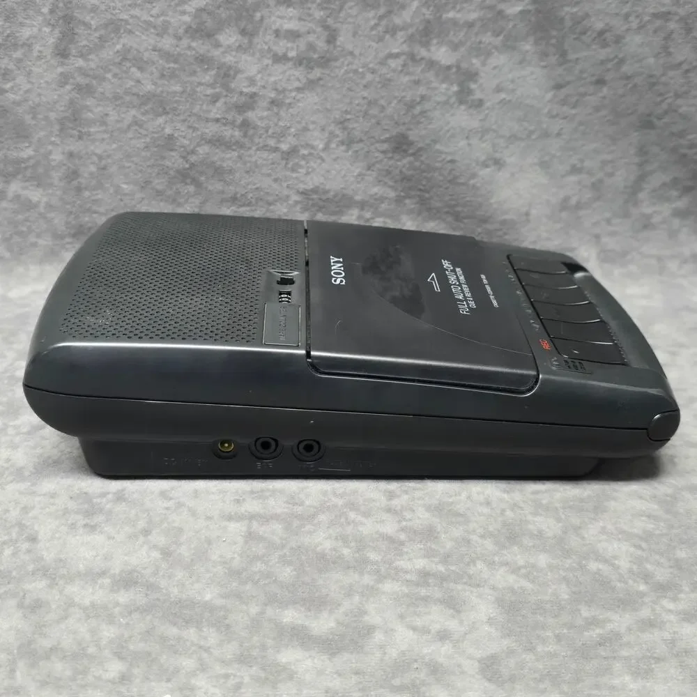 Vintage Sony Portable Cassette Tape Recorder Player TCM-929 Music / Audio